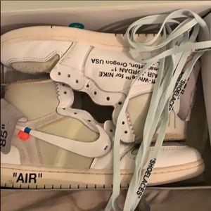 Off White X Air Jordan Size 11